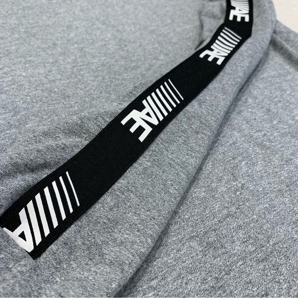 EU American Eagle Men's Flex Long Sleeved Logo Tee - Picture 2 of 10